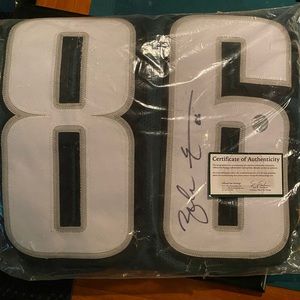Autograph Zach ertz jersey